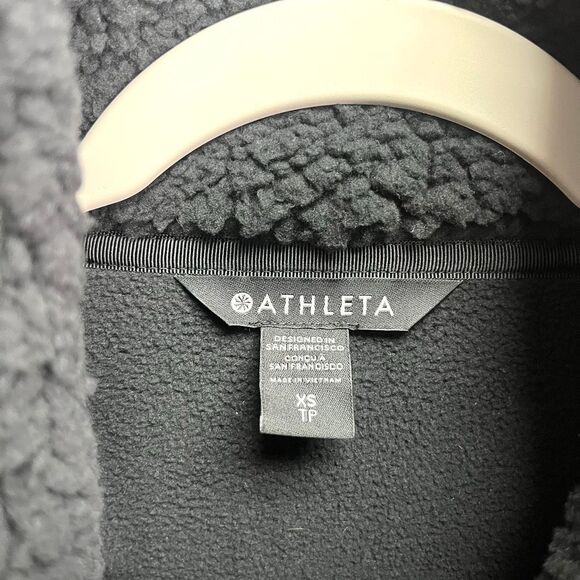 Athleta Sweatshirt Womens XS Black Cloud Fleece 1/2 Neck Zip Pullover Jacket NWT - Picture 2 of 7